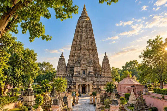 Rajgir – Tour Crown
