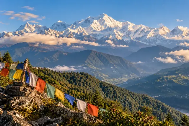 Best Holiday Packages for Darjeeling and Gangtok – Tour Crown