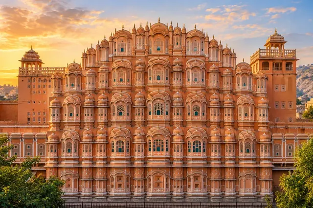 Jaipur to Udaipur Tour Package – Tour Crown